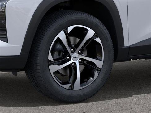 New 2026 Chevrolet Trax RS image 9