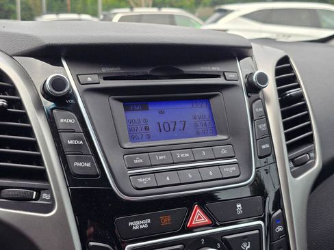 Used 2013 Hyundai Elantra GT w/ Touch & Go Pkg FWD image 26
