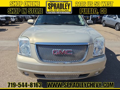 Used 2012 GMC Yukon Denali AWD/4WD image 2