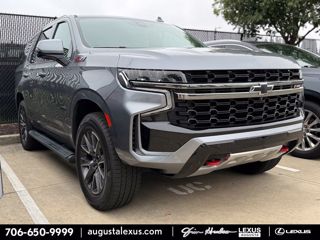Used 2022 Chevrolet Tahoe Z71 w/ Luxury Package AWD/4WD image 1
