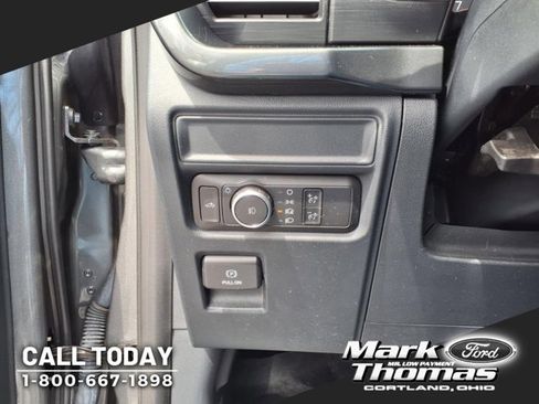 Used 2022 Ford F150 Lariat w/ Trailer Tow Package image 12