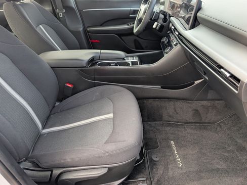 Used 2025 Hyundai Sonata SEL FWD image 26