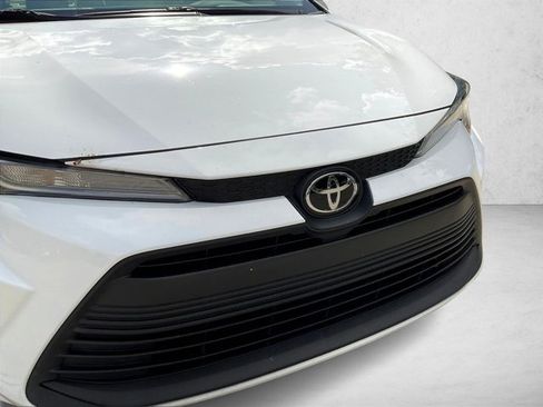 Used 2023 Toyota Corolla LE FWD image 27