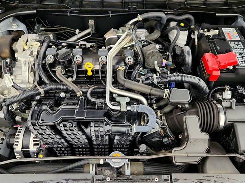 Used 2024 Nissan Altima 2.5 SR w/ SR Premium Package image 28