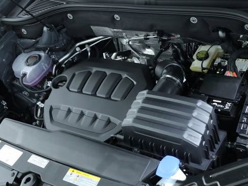 New 2026 Volkswagen Atlas SEL Premium R-Line AWD/4WD image 9