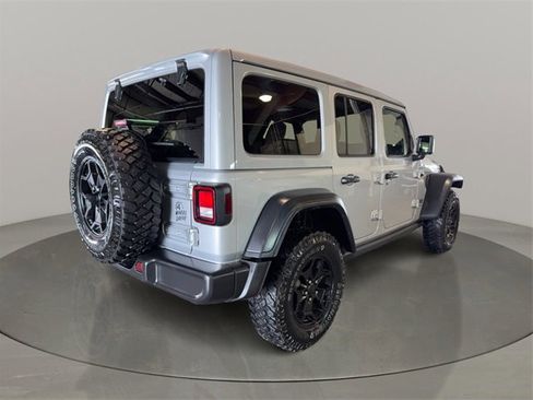 Used 2023 Jeep Wrangler Unlimited w/ Sun & Screen Package image 7