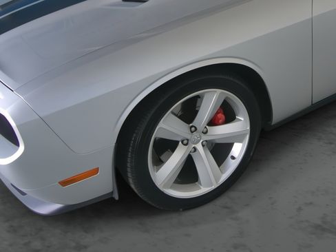 Used 2008 Dodge Challenger SRT8 RWD image 7