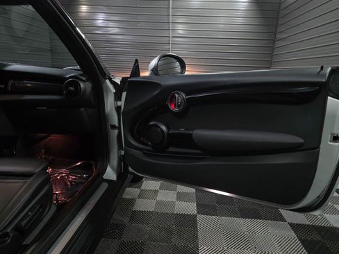 Used 2018 MINI Cooper S FWD image 31