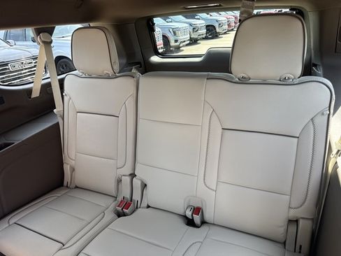 New 2026 GMC Yukon XL Denali w/ Sun & Power Step Package AWD/4WD image 7