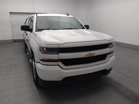 Used 2018 Chevrolet Silverado 1500 Custom w/ Custom Value Package RWD image 14