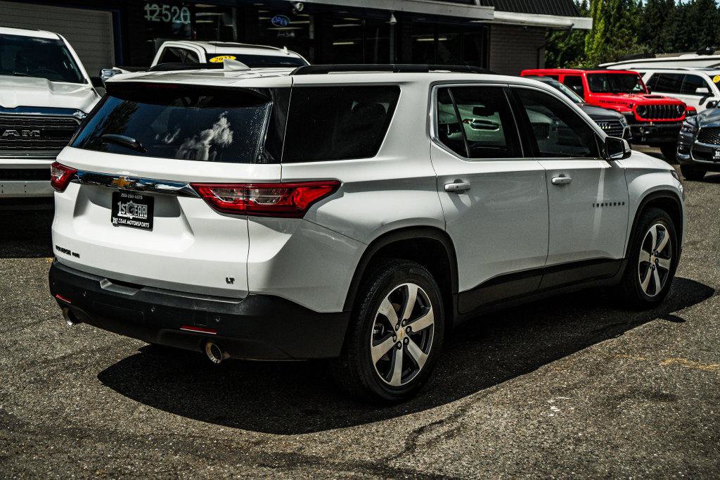 Used 2019 Chevrolet Traverse LT w/ LT Premium Package AWD/4WD image 7