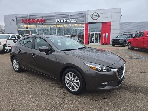 Used 2017 MAZDA MAZDA3 Sport image 1