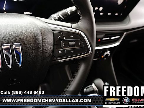 Used 2025 Buick Encore GX Sport Touring image 21