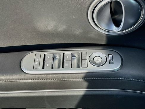 Certified 2026 Hyundai Palisade SEL Premium FWD image 18