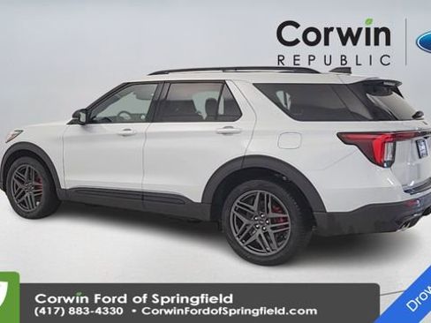 New 2026 Ford Explorer ST w/ Sun And Sound Package image 7