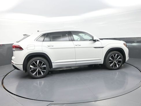 New 2026 Volkswagen Atlas Cross Sport SEL Premium R-Line AWD/4WD image 11