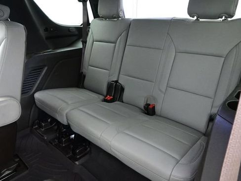 Used 2024 Chevrolet Tahoe LT w/ LT Signature Plus Package RWD image 15