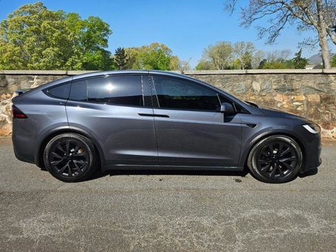 Used 2023 Tesla Model X AWD/4WD image 10