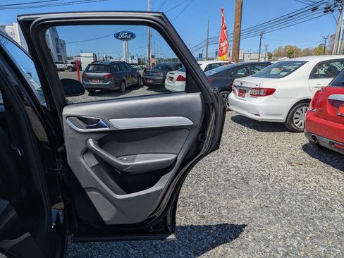 Used 2017 Audi Q3 2.0T Premium image 18