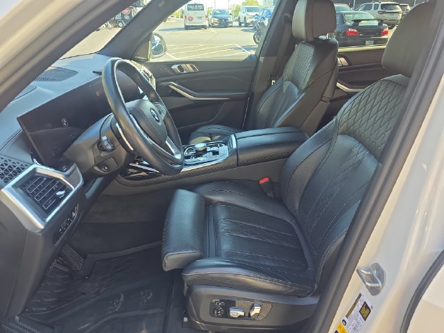 Used 2023 BMW X7 xDrive40i w/ Executive Package AWD/4WD image 10