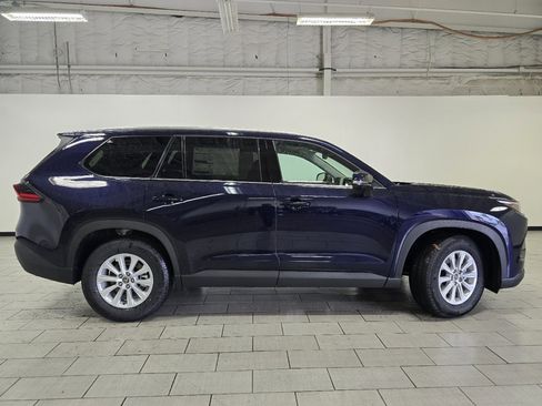 New 2026 Toyota Grand Highlander AWD Hybrid image 16