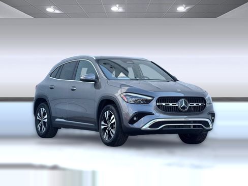 Used 2026 Mercedes-Benz GLA 250 4MATIC image 7