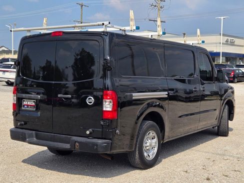 Used 2014 Nissan NV 2500 SV w/ Technology Package image 9