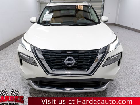 Used 2023 Nissan Rogue Platinum w/ Platinum Premium Package image 6