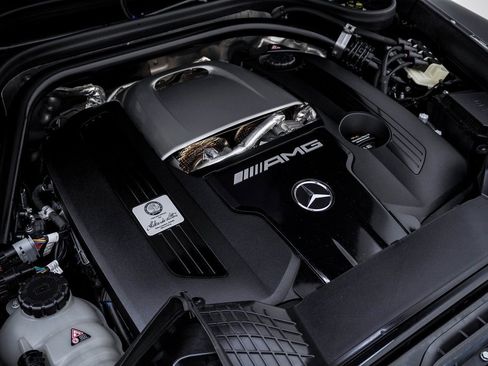 Used 2025 Mercedes-Benz G 63 AMG 4MATIC image 31