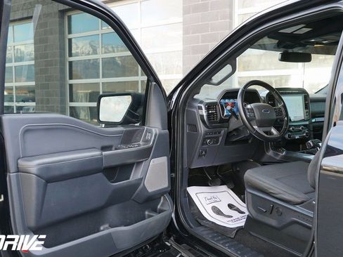 Used 2022 Ford F150 XLT w/ Equipment Group 302A High image 16