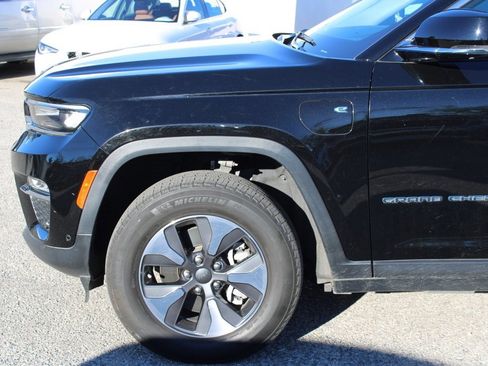 Used 2022 Jeep Grand Cherokee Limited 4xe w/ Luxury Tech Group II image 7