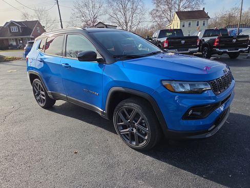 New 2026 Jeep Compass Limited AWD/4WD image 1
