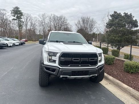 Used 2018 Ford F150 Raptor w/ Equipment Group 802A Luxury image 3