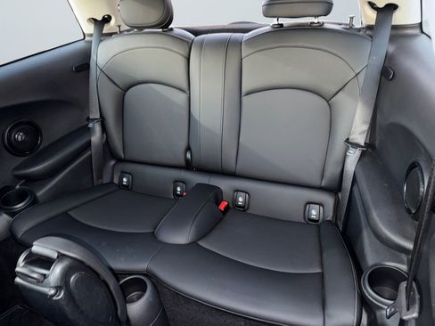 Used 2019 MINI Cooper S w/ Premium Package image 13