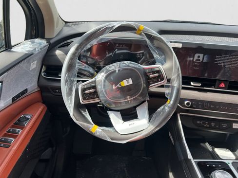 New 2026 Kia Carnival EX FWD image 14