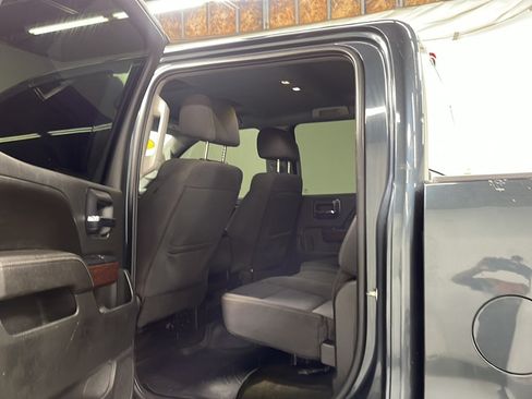 Used 2017 GMC Sierra 1500 SLE w/ SLE Value Package AWD/4WD image 13