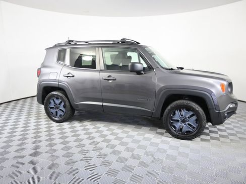 Used 2020 Jeep Renegade Sport AWD/4WD image 8