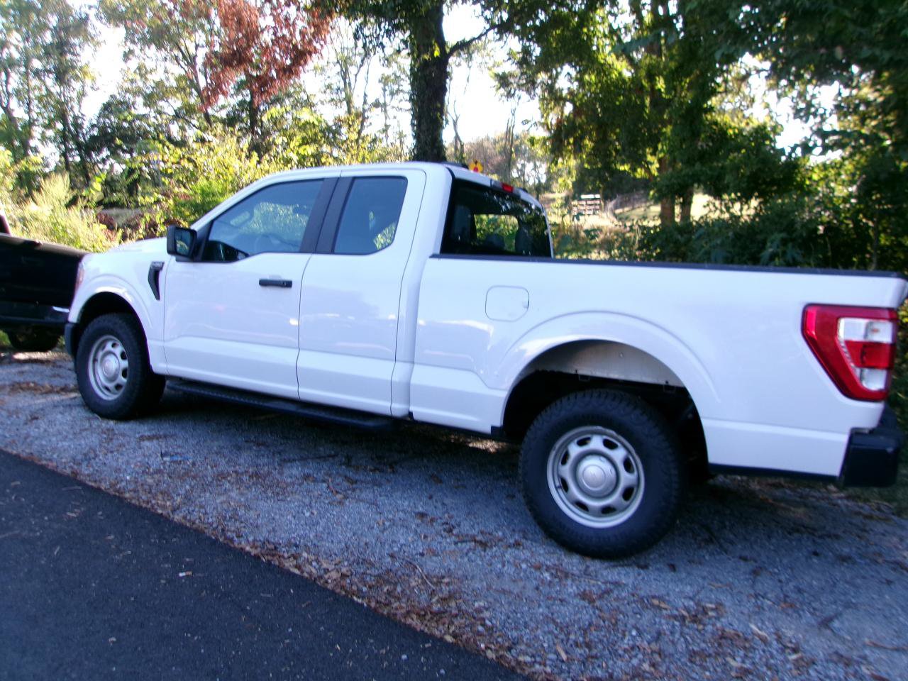 Used 2019 Ford F350 XL w/ Power Equipment Group AWD/4WD image 29