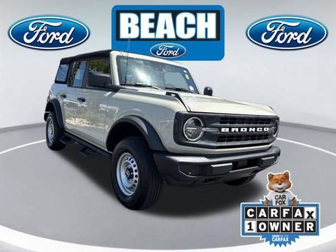 Used 2025 Ford Bronco 4-Door AWD/4WD image 1
