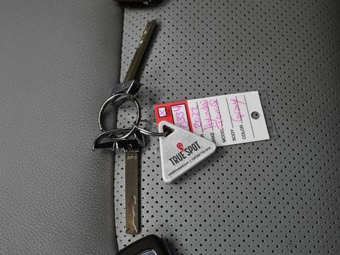 Used 2022 Hyundai Ioniq Limited FWD image 30