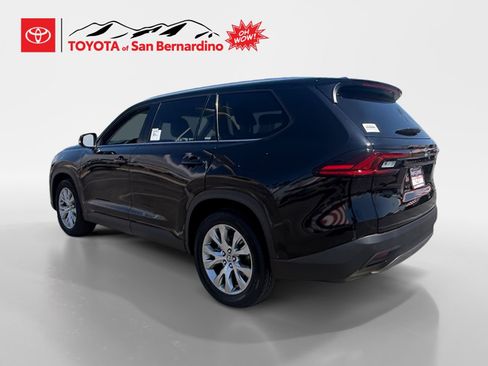 New 2026 Toyota Grand Highlander Limited image 3