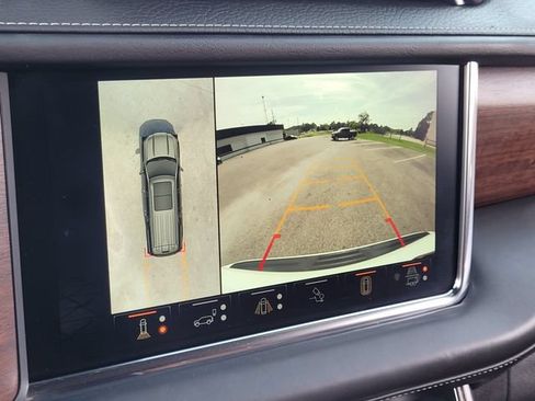 Used 2023 GMC Yukon Denali Ultimate AWD/4WD image 20