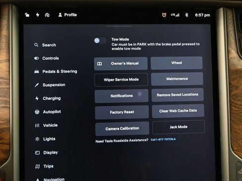 Used 2018 Tesla Model X 100D image 30