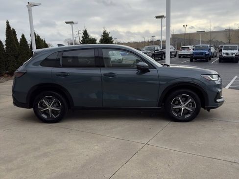 Certified 2025 Honda HR-V EX-L image 2