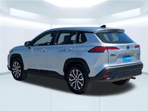Used 2025 Toyota Corolla Cross AWD Hybrid image 3
