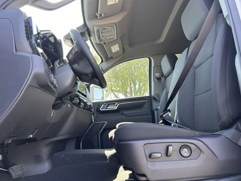 New 2026 Chevrolet Silverado 3500 LT AWD/4WD image 4