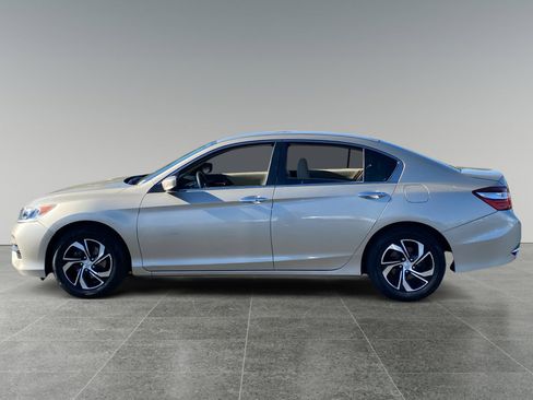 Used 2016 Honda Accord LX image 2