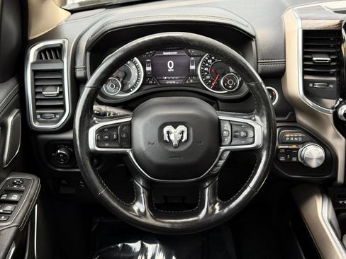 Used 2019 RAM 1500 Laramie AWD/4WD image 35