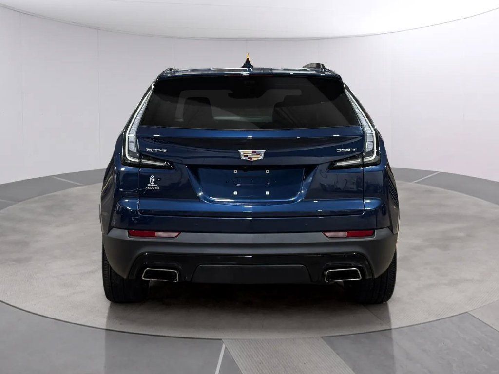 Used 2021 Cadillac XT4 Sport AWD/4WD image 4