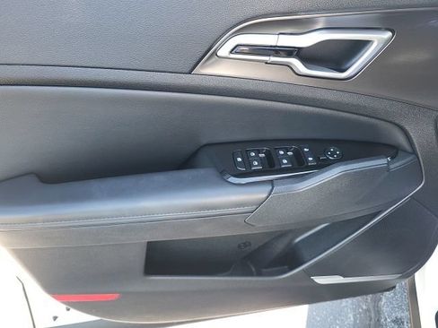 Used 2023 Kia Sportage EX FWD image 23